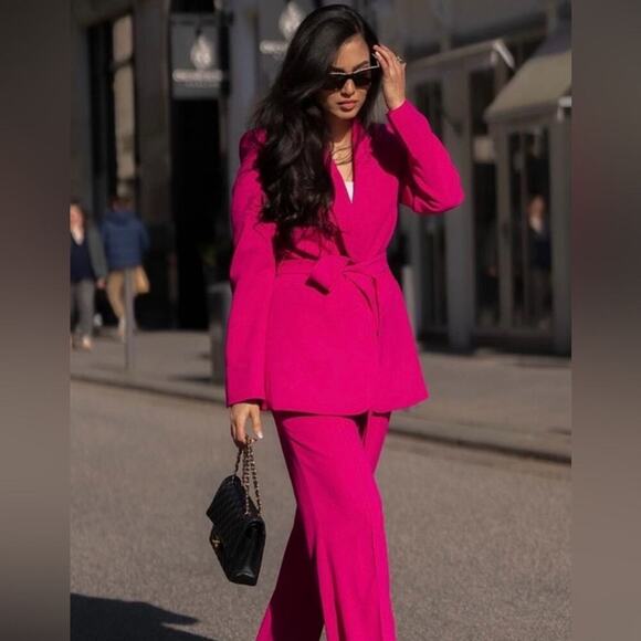 Zara Set Pink Tuxedo Collar Tie Waist Blazer and Flowy Pants. Blogger Fav - Picture 2 of 16